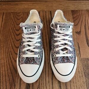 Women's Converse Chuck Taylor All Star Lift Platform, low top size 7 5